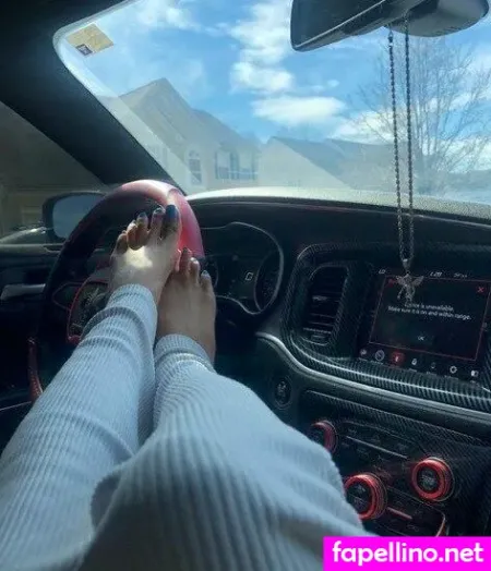 Sinister Simone OnlyFans Thumbnail #12V4KCAghj