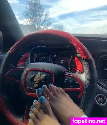 Sinister Simone OnlyFans Thumbnail #A3QGKAomU1