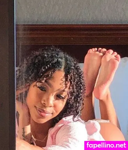 Sinister Simone OnlyFans Thumbnail #YeNnumr8ov