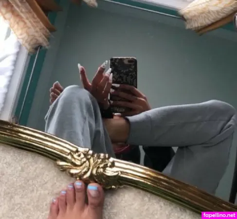 Sinister Simone OnlyFans Thumbnail #kzMuZ6vz1y