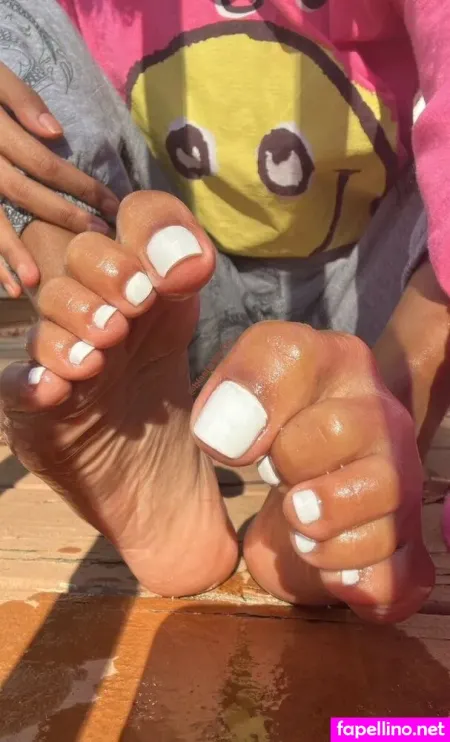 Sinister Simone OnlyFans Thumbnail #na4lhkDn4V