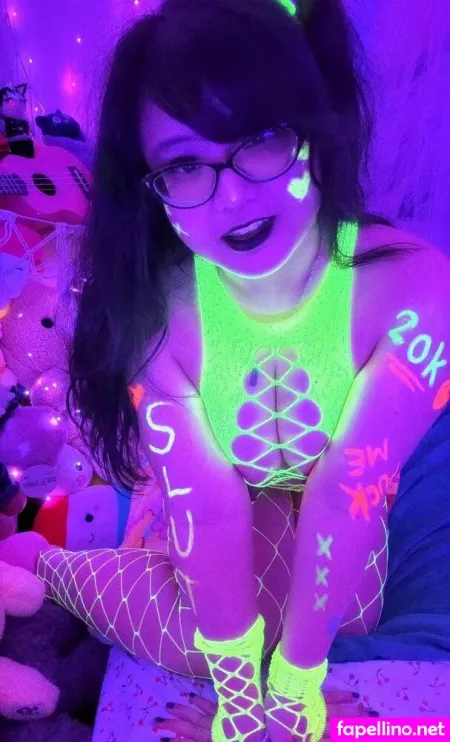 Sinnamonsuccubus OnlyFans Thumbnail #bVZdBcXpAP