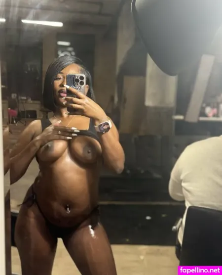 Sinrobinsonxxx OnlyFans Thumbnail #uCeXuXes16
