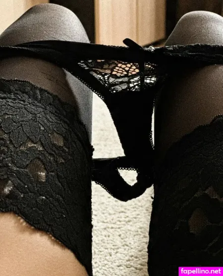 Sinysha OnlyFans Thumbnail #7FlErN1WVx