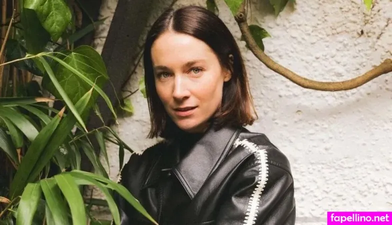 Siobhan Cullen OnlyFans Thumbnail #iCf5PXAx0j