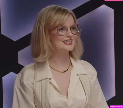 Siobhan Thompson OnlyFans Thumbnail #5bqmhFBreA