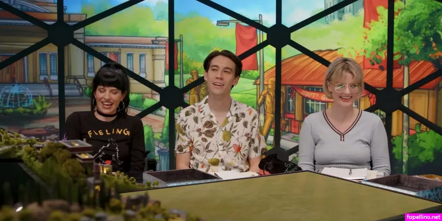 Siobhan Thompson OnlyFans Thumbnail #QWjxf2trU4