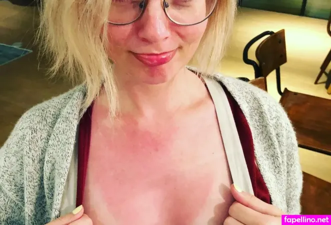 Siobhan Thompson OnlyFans Thumbnail #zTLoWkqX9f