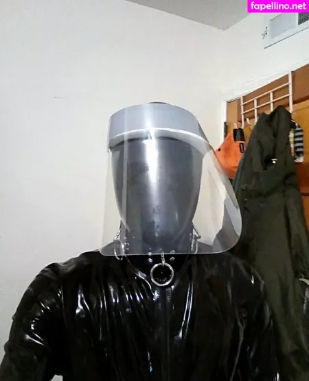 Sir Latexman OnlyFans Thumbnail #Ca0ivgeZ97