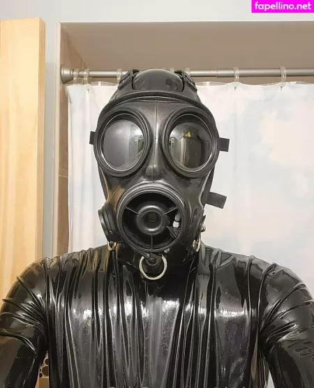 Sir Latexman OnlyFans Thumbnail #nzlvSCl9EO
