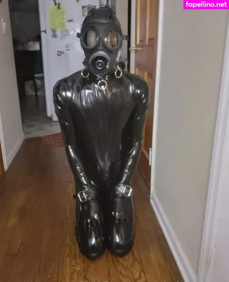 Sir Latexman OnlyFans Thumbnail #rJPDr7IoCj