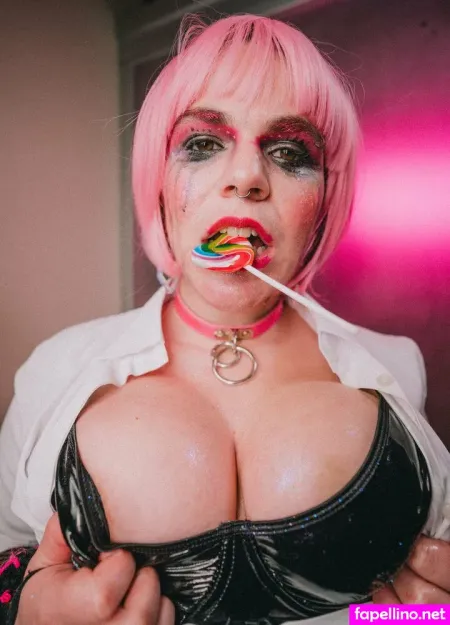 Sirboi Bramble OnlyFans Thumbnail #9LEe1AWiH7