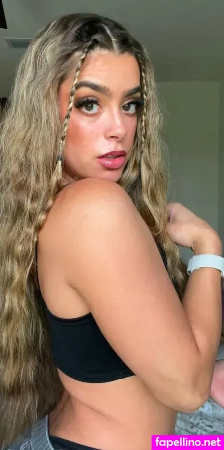 Sirena Linton OnlyFans Thumbnail #GkOMTN8Xyv