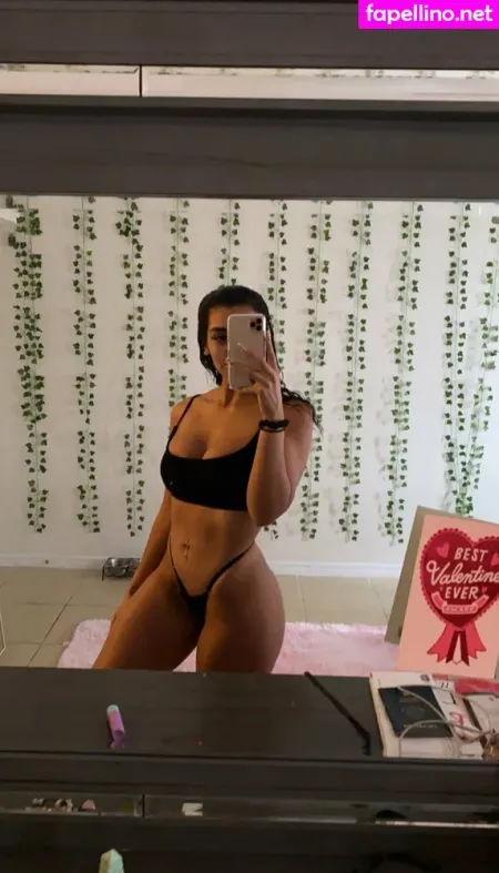 Sirena Marie OnlyFans Thumbnail #Y5Wp8VTc9D