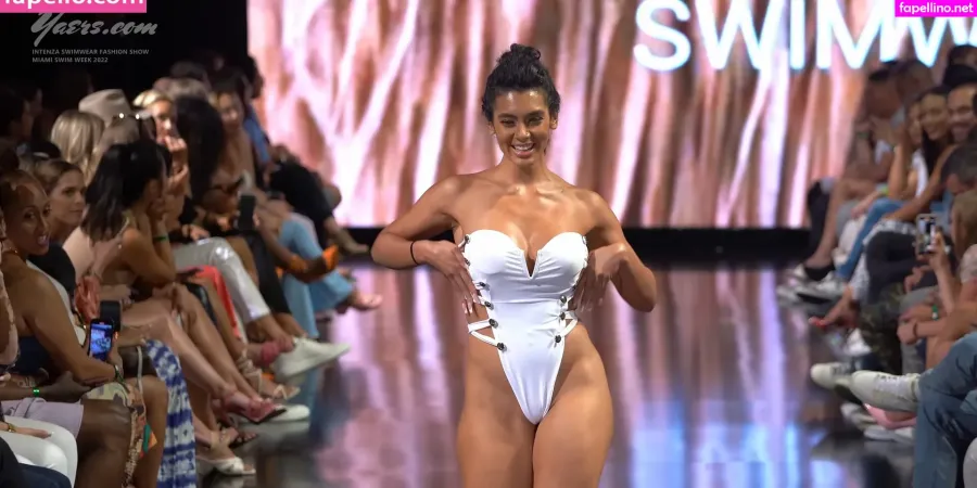 Sirena Marie OnlyFans Thumbnail #b3G4EHw1eG