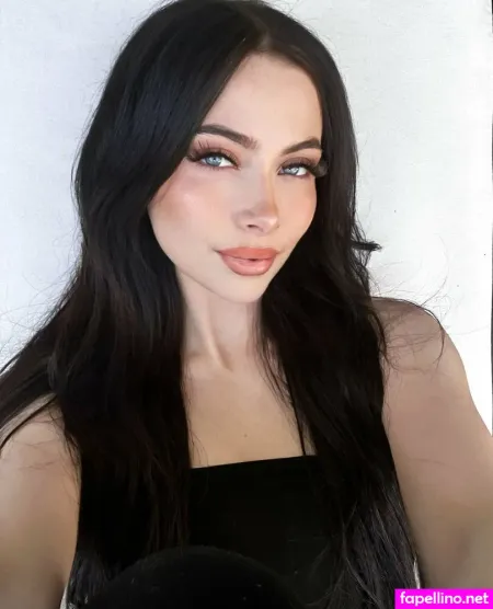 Sirensarina OnlyFans Thumbnail #3Gw60L1xWa