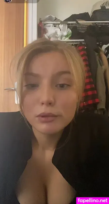 Siri54 OnlyFans Thumbnail #q7qFCuNgPy