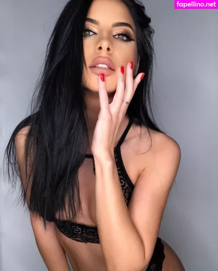 Sirinasvibe OnlyFans Thumbnail #j3BU4GzJ5F