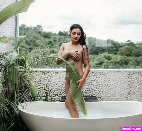 Sisca Mel OnlyFans Thumbnail #GkakxTvaOv