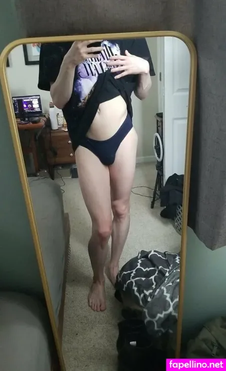 Sissasha OnlyFans Thumbnail #fb6BcRSrun