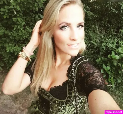 Sissi Fahrenschon OnlyFans Thumbnail #RC3UwEnzWF