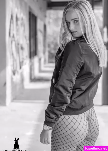 Sissie Loves It OnlyFans Thumbnail #80fM9ec1S0