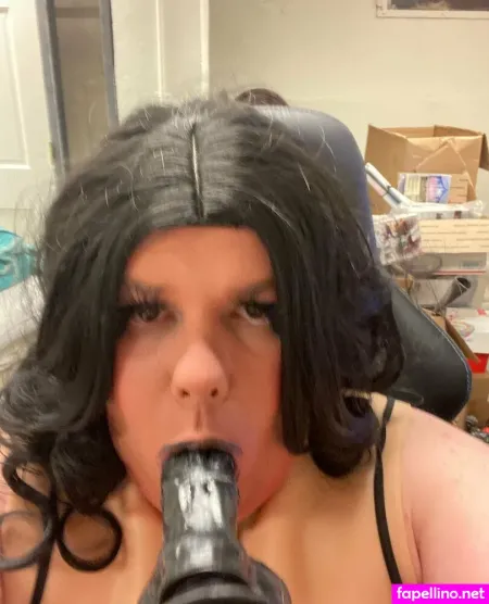 Sissy Erika001 Main Profile Photo