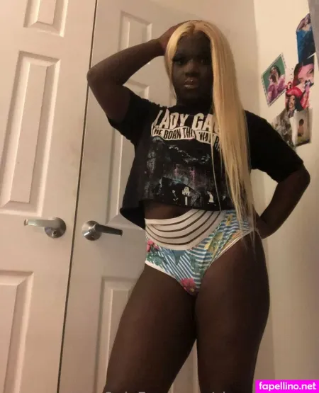 Sissy Serayah OnlyFans Thumbnail #axzZdNQc2v