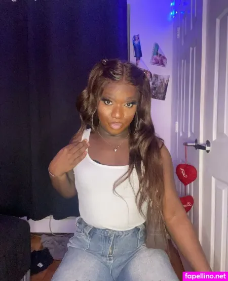 Sissy Serayah OnlyFans Thumbnail #oumMhjPwA7