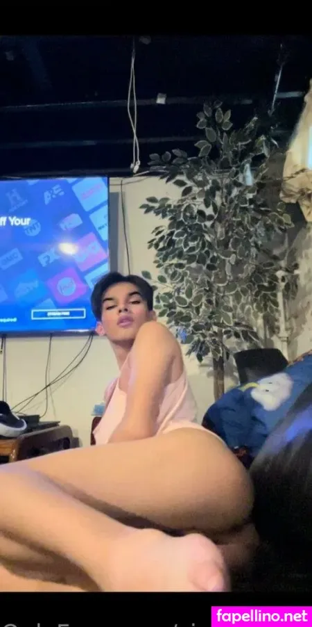 Sissyalexisss OnlyFans Thumbnail #1m1JQNKwNa