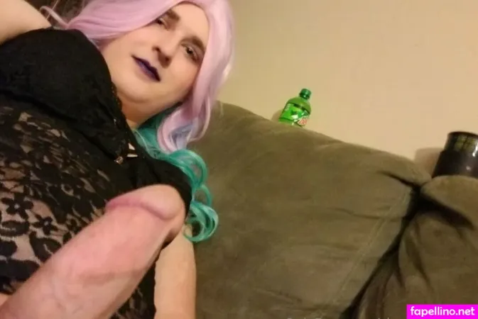 Sissynatalie12 OnlyFans Thumbnail #KVKY2mUK7E