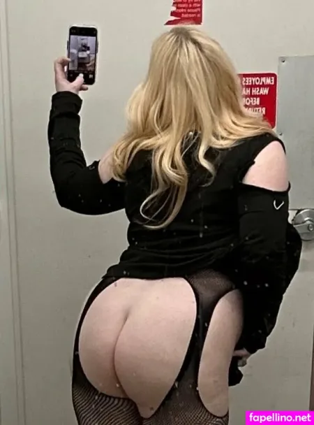 Sissyrobin OnlyFans Thumbnail #03xHj6EmR7