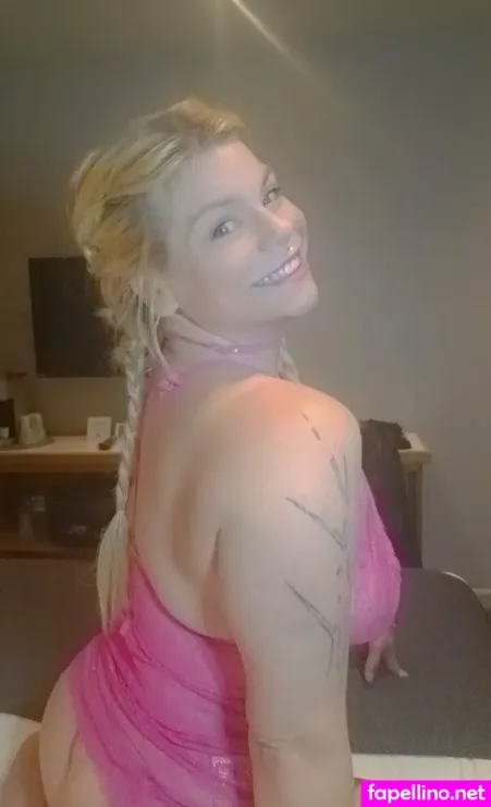 Sistergoldenhairr OnlyFans Thumbnail #zWsZbDwfEl
