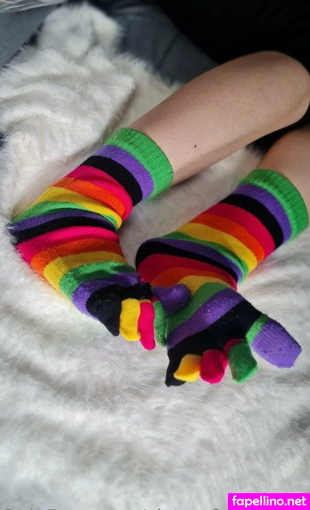 sistersfeet822casual, slschiltz Nude Leaked OnlyFans Photo #YglCPx38xg