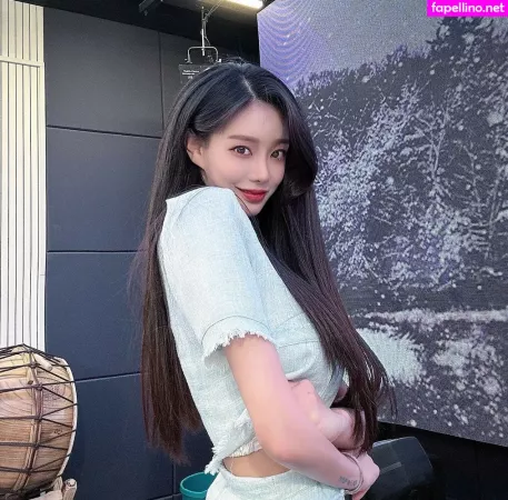 Siw0ns OnlyFans Thumbnail #iWe8WPgOAR