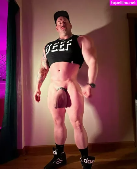 Sixfootfiveguy OnlyFans Thumbnail #DP1KNHOUe1