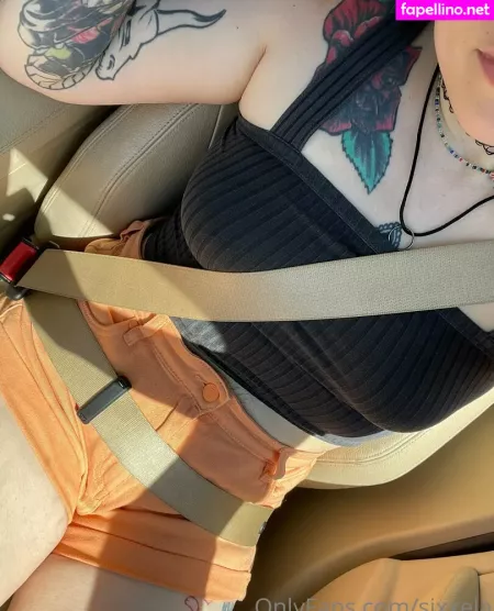 Sixxela OnlyFans Thumbnail #uRqXIF0YaR