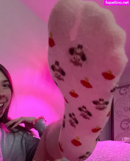 Size10solemates OnlyFans Thumbnail #NF8mMZDTle