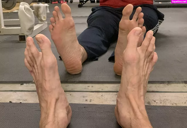 Size16feet OnlyFans Thumbnail #JOQIyvDGtw