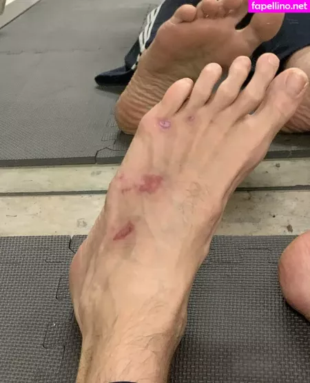 Size16feet OnlyFans Thumbnail #syNFZnwIFa