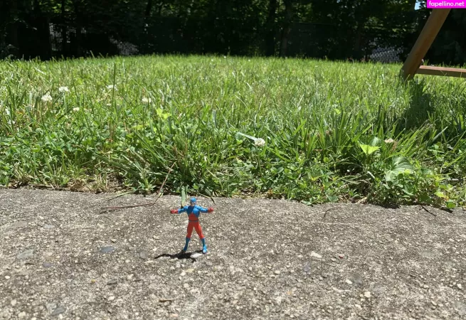 Sizeplayproduct OnlyFans Thumbnail #71mto34BNf