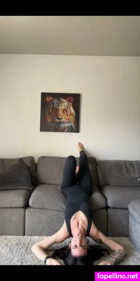 Sizzle Sarah OnlyFans Thumbnail #gDvH8LhZZ0