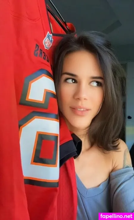 Sizzlesarah OnlyFans Thumbnail #zFQIhKOINt