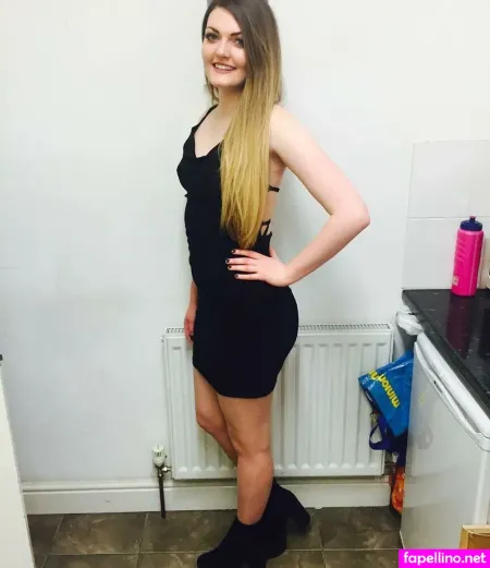 Sizzsarz OnlyFans Thumbnail #7QDQ5owQf2