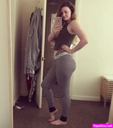 Sizzsarz OnlyFans Thumbnail #byahUEwMuu