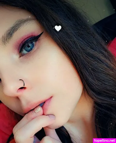Skarlet0666 OnlyFans Thumbnail #F2BpRLtcBg