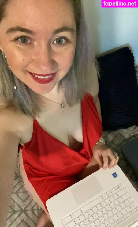 Skarlett Ivy OnlyFans Thumbnail #1xNXKMqDYP