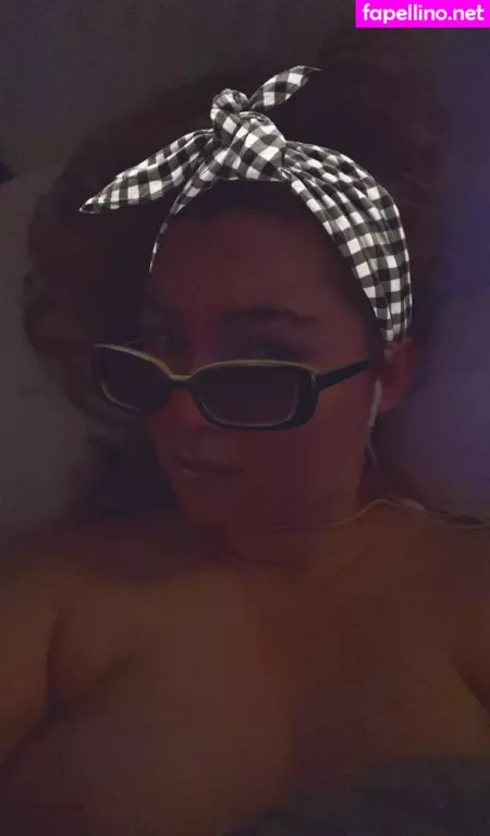 Skarlett Ivy OnlyFans Thumbnail #b3P7MROKNE