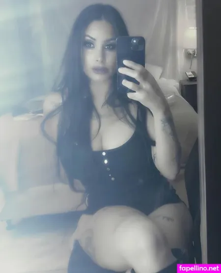 Skarlette Nikole OnlyFans Thumbnail #JqkKpXrnP7