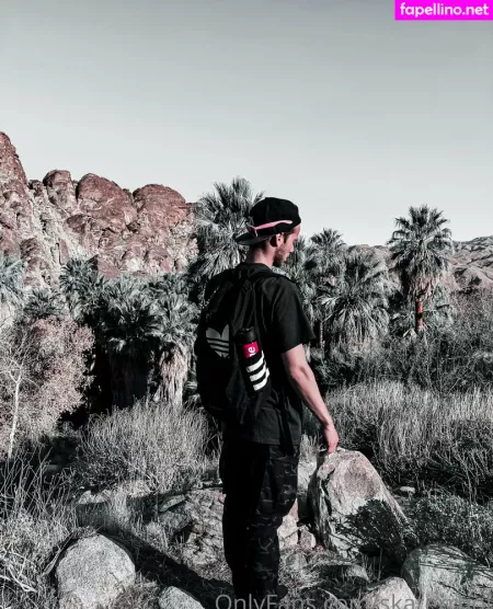 Skaterrboi OnlyFans Thumbnail #EgziEIxU6A